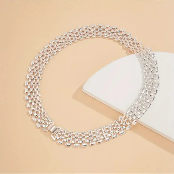 Exaggerated Hollow Chain Necklace Punk Hip-hop Style Silver Color Necklace - Picture 4 of 7